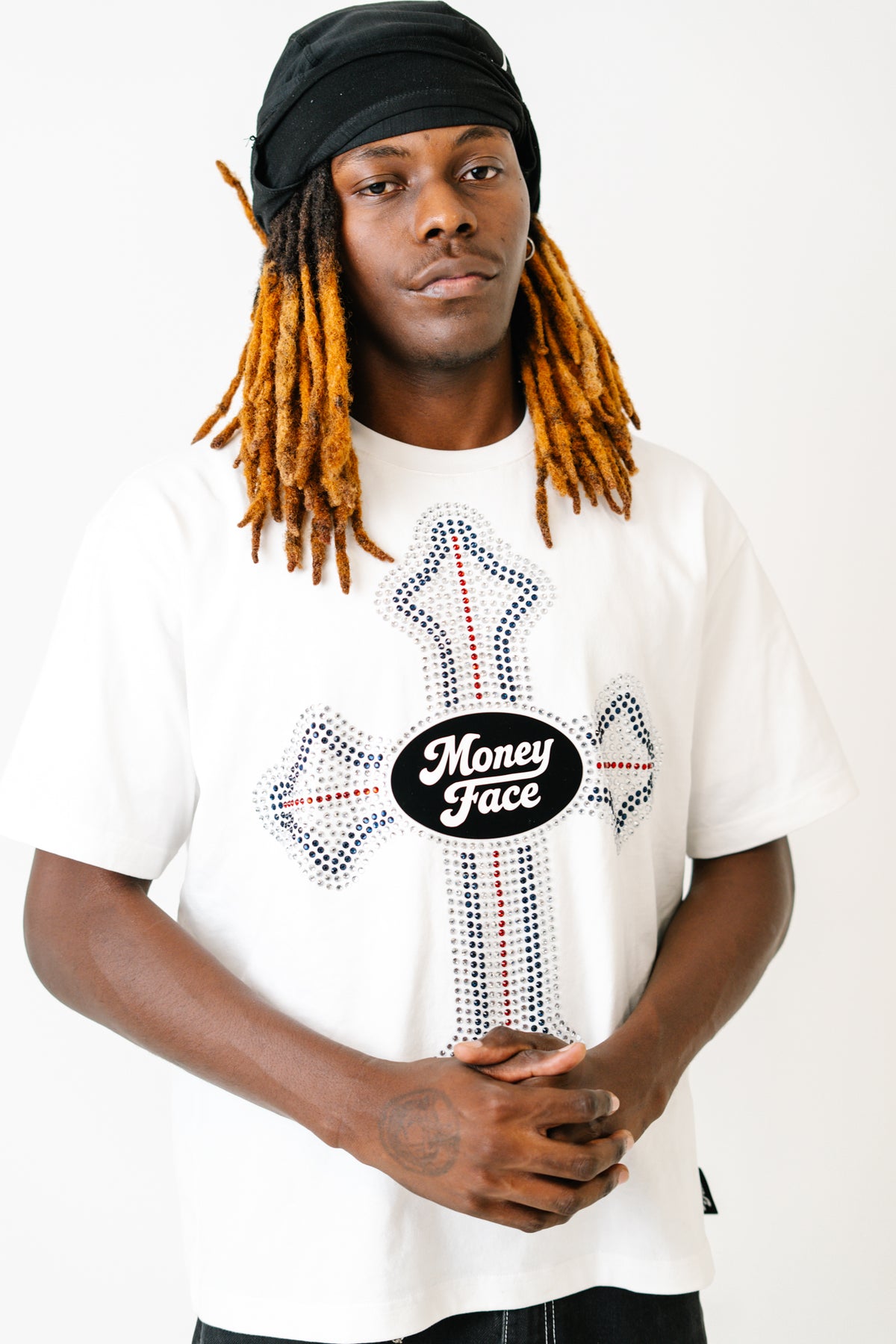 RHINESTONE CROSS TEE - WHITE